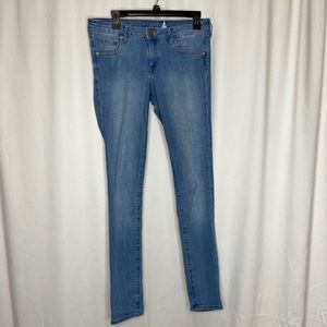 H&M light blue jeans